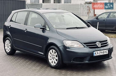 Хетчбек Volkswagen Golf 2005 в Вінниці