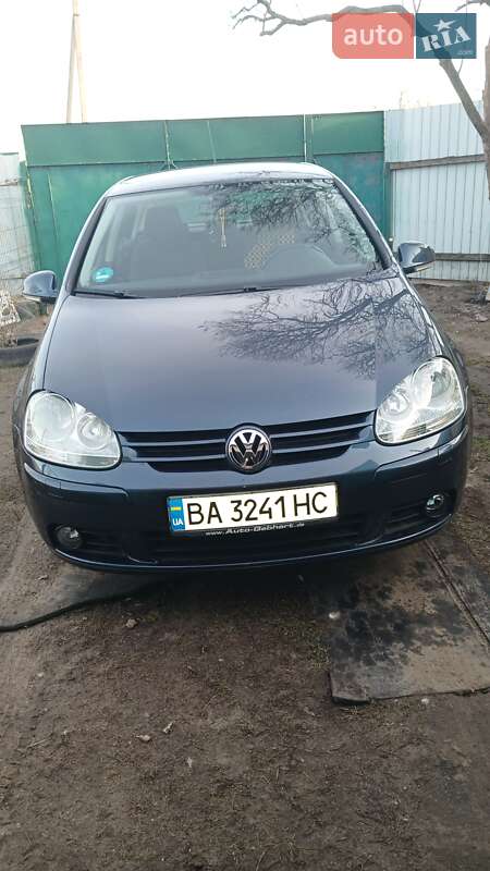 Хетчбек Volkswagen Golf 2007 в 