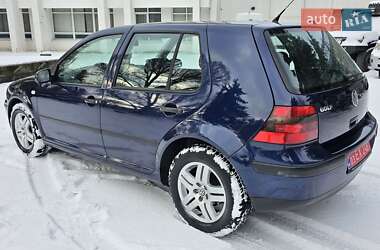 Хетчбек Volkswagen Golf 2002 в Тернополі