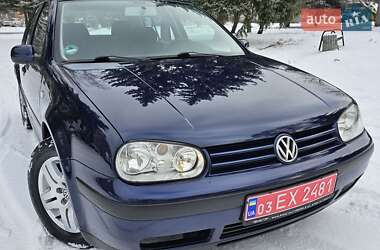 Хетчбек Volkswagen Golf 2002 в Тернополі