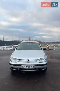 Хетчбек Volkswagen Golf 2002 в Борисполі