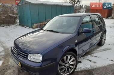 Хетчбек Volkswagen Golf 2001 в Луцьку