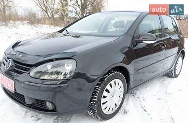 Хетчбек Volkswagen Golf 2006 в Звягелі