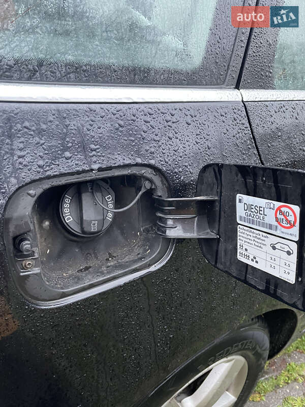 Універсал Volkswagen Golf 2011 в Києві