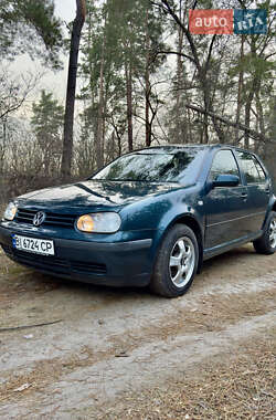 Хетчбек Volkswagen Golf 2003 в Полтаві