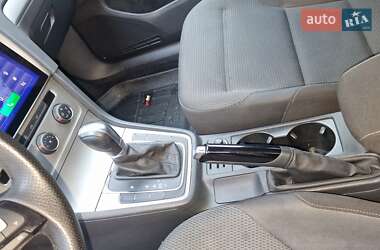 Хэтчбек Volkswagen Golf 2017 в 