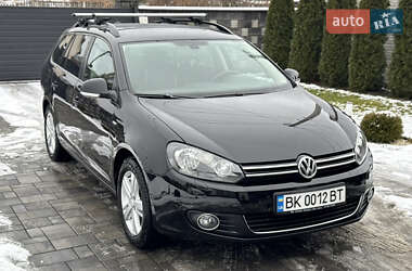 Універсал Volkswagen Golf 2012 в Рівному