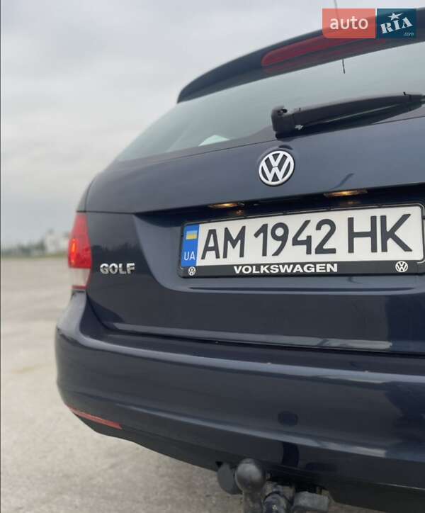 Універсал Volkswagen Golf 2009 в Коростені