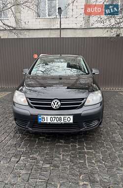 Хетчбек Volkswagen Golf 2005 в Софіївській Борщагівці