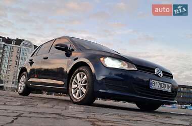 Хэтчбек Volkswagen Golf 2014 в Кременчуге