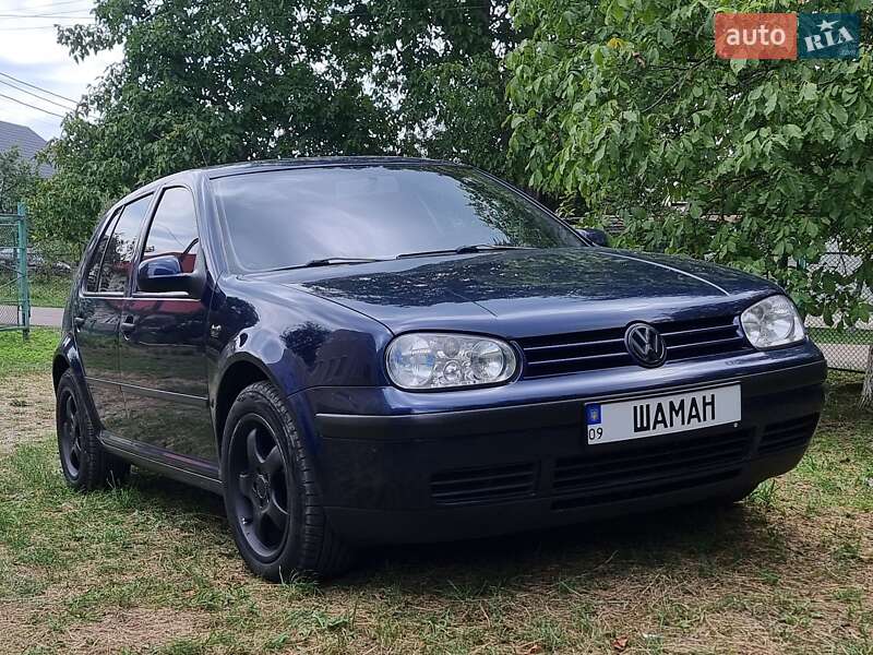 Хетчбек Volkswagen Golf 2000 в Надвірній