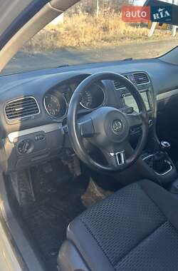 Хетчбек Volkswagen Golf 2011 в Василькові