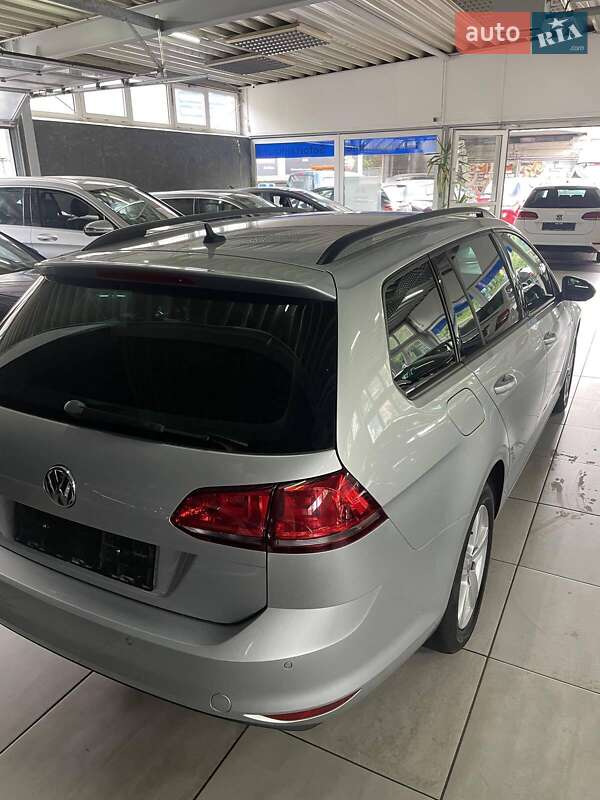 Універсал Volkswagen Golf 2013 в Костопілі