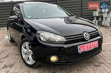 Хэтчбек Volkswagen Golf 2010 в Черкассах