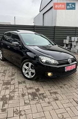 Хэтчбек Volkswagen Golf 2010 в Черкассах