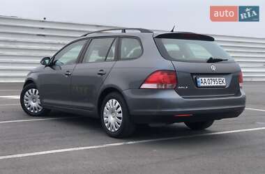 Універсал Volkswagen Golf 2009 в Львові