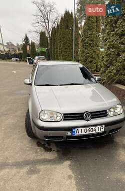 Хэтчбек Volkswagen Golf 2002 в Белой Церкви