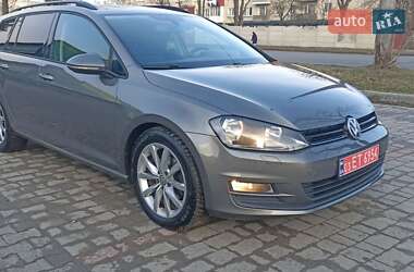 Універсал Volkswagen Golf 2014 в Тернополі