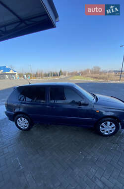 Хетчбек Volkswagen Golf 1996 в Сокалі