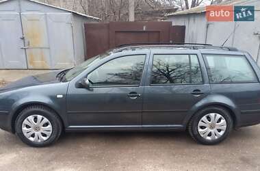 Універсал Volkswagen Golf 2002 в Харкові