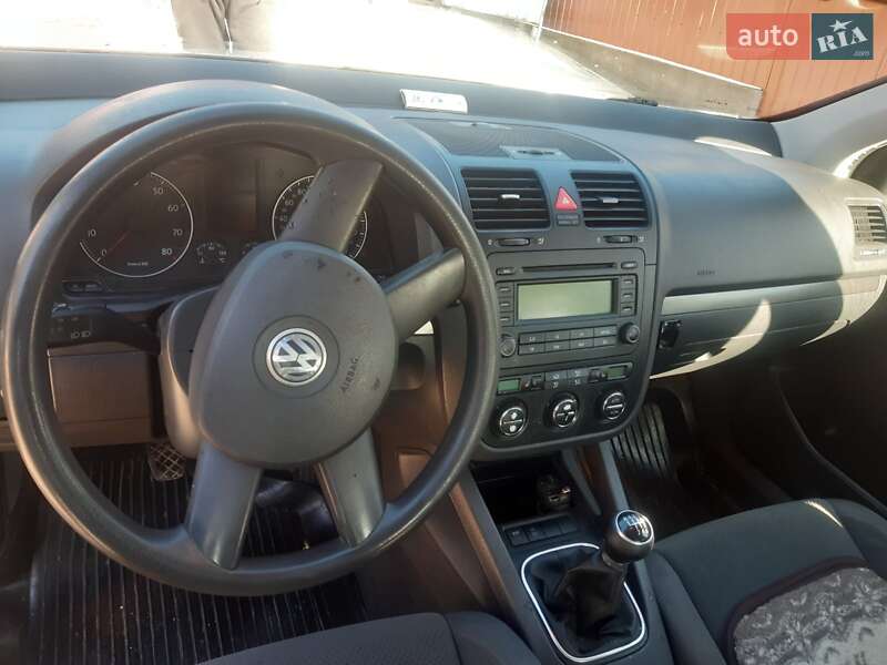 Универсал Volkswagen Golf 2003 в Городенке