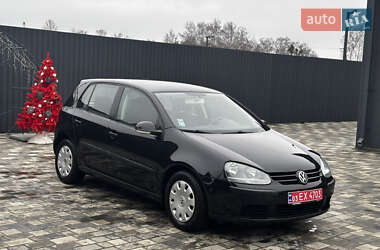 Хетчбек Volkswagen Golf 2005 в Полтаві