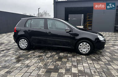 Хетчбек Volkswagen Golf 2005 в Полтаві