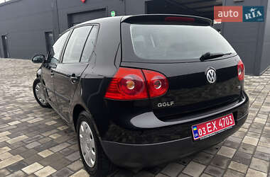 Хетчбек Volkswagen Golf 2005 в Полтаві