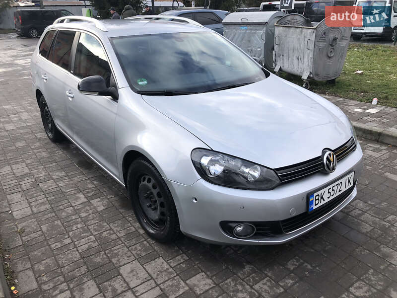 Універсал Volkswagen Golf 2011 в Дубні