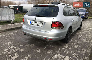 Універсал Volkswagen Golf 2011 в Дубні