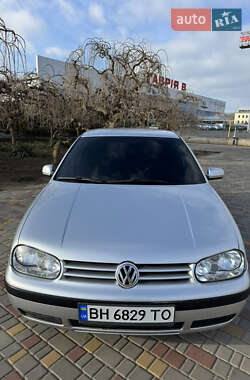 Хэтчбек Volkswagen Golf 1999 в Белгороде-Днестровском