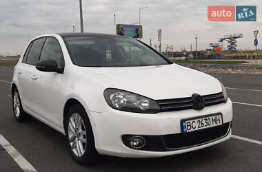 Хетчбек Volkswagen Golf 2010 в Львові