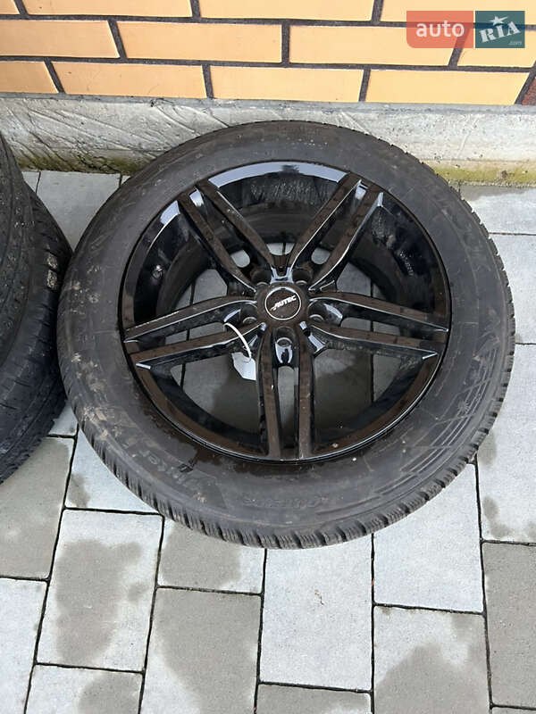 Хэтчбек Volkswagen Golf 1999 в Горохове