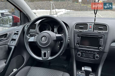 Хетчбек Volkswagen Golf 2010 в Ужгороді