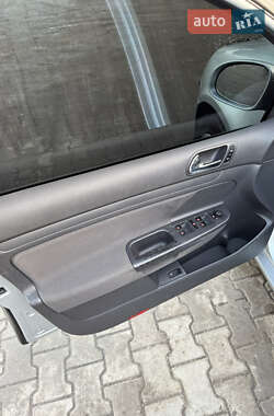 Кабріолет Volkswagen Golf 2004 в Томашполі