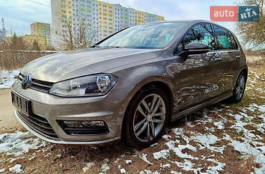 Хетчбек Volkswagen Golf 2015 в Тернополі