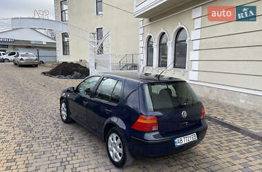 Хетчбек Volkswagen Golf 2003 в Могилів-Подільському