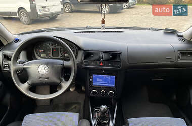 Хетчбек Volkswagen Golf 2003 в Могилів-Подільському