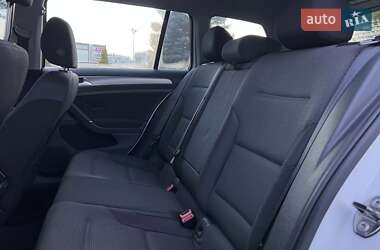 Универсал Volkswagen Golf 2016 в 