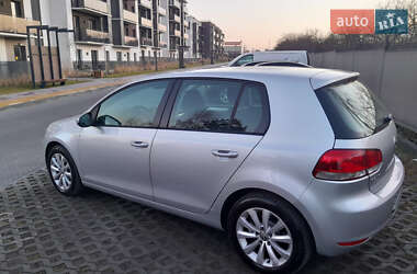 Хетчбек Volkswagen Golf 2009 в Луцьку