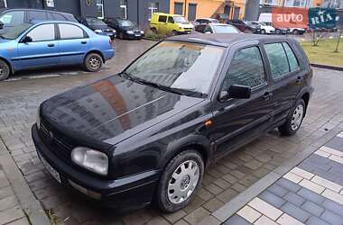 Хетчбек Volkswagen Golf 1996 в Івано-Франківську