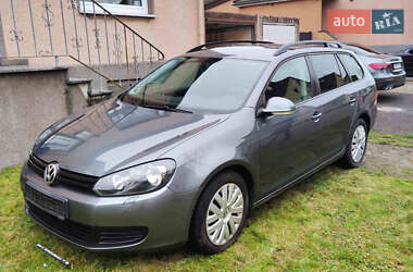 Універсал Volkswagen Golf 2011 в Черкасах