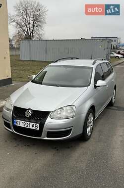 Універсал Volkswagen Golf 2008 в Києві