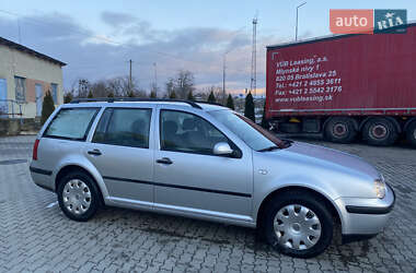 Універсал Volkswagen Golf 2001 в Сарнах