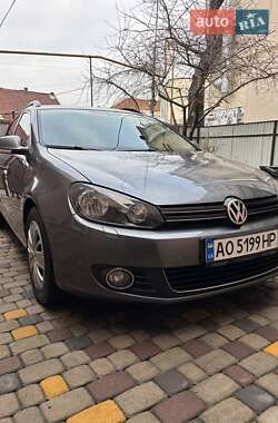 Універсал Volkswagen Golf 2010 в Мукачевому