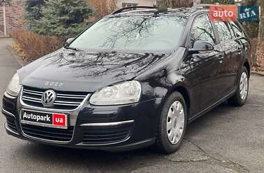 Универсал Volkswagen Golf 2008 в Киеве