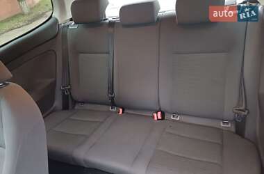 Хэтчбек Volkswagen Golf 2007 в 