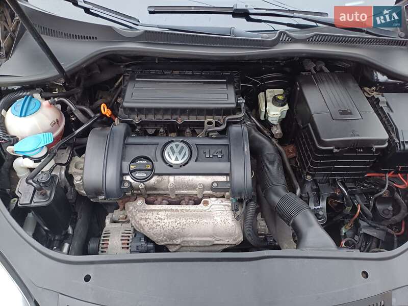 Хэтчбек Volkswagen Golf 2007 в Ананьеве