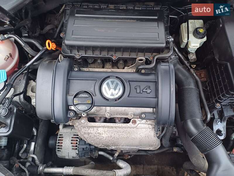Хэтчбек Volkswagen Golf 2007 в Ананьеве