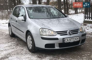 Хэтчбек Volkswagen Golf 2005 в Христиновке